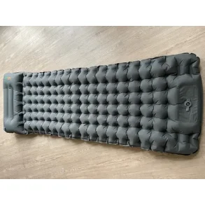 LUFTMADRAS M/INDBYGGET PUMPE