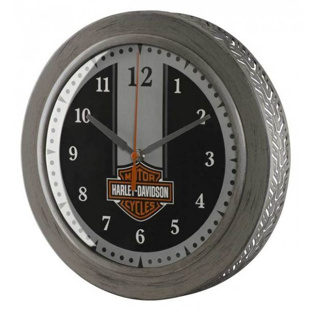 Harley-Davidson&Ccedil; Custom Metal Tire Tread Bar &amp; Shield Clock - 12 inch